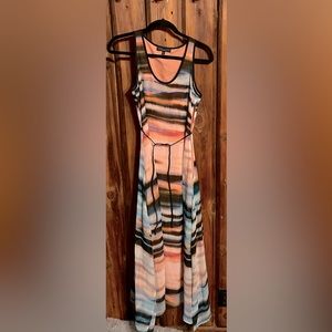 Sanctuary - beautiful sleeveless multicolor dress